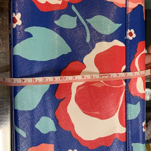 Kate Spade - Picture 2 of 3